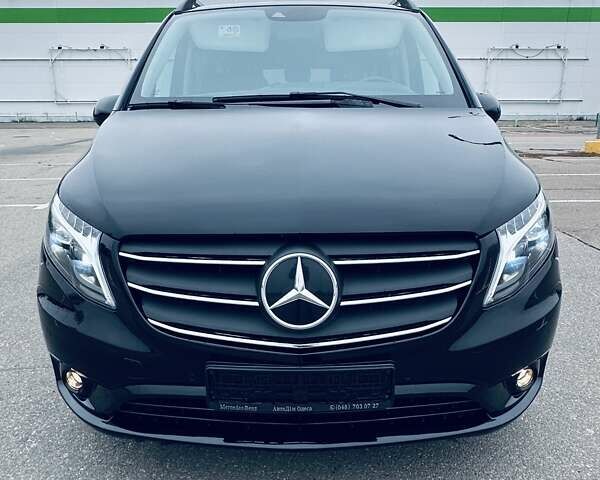 Черный Мерседес Вито, объемом двигателя 1.95 л и пробегом 83 тыс. км за 48800 $, фото 7 на Automoto.ua