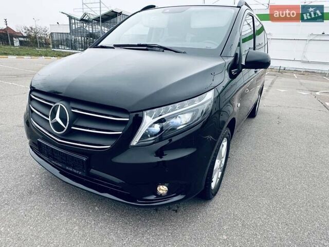 Черный Мерседес Вито, объемом двигателя 1.95 л и пробегом 83 тыс. км за 48800 $, фото 3 на Automoto.ua