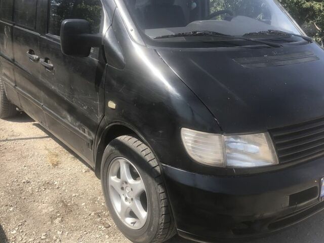 Черный Мерседес Вито, объемом двигателя 2.1 л и пробегом 1000 тыс. км за 3500 $, фото 3 на Automoto.ua