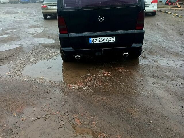 Черный Мерседес Вито, объемом двигателя 2.3 л и пробегом 360 тыс. км за 4900 $, фото 5 на Automoto.ua