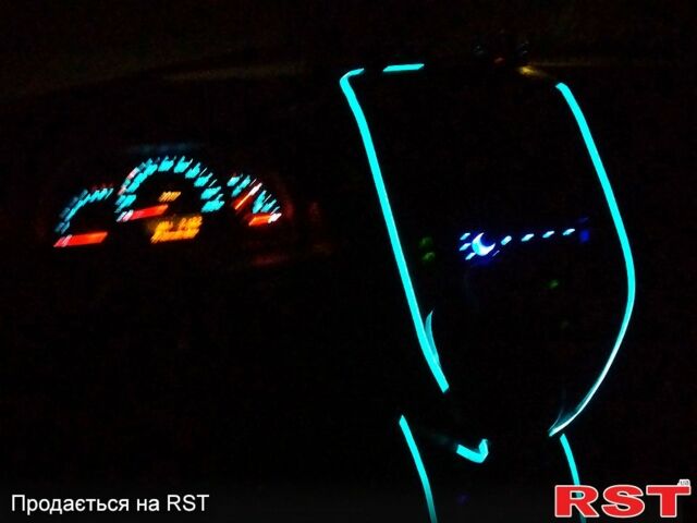 Черный Мерседес Вито, объемом двигателя 2.1 л и пробегом 0 тыс. км за 6200 $, фото 6 на Automoto.ua