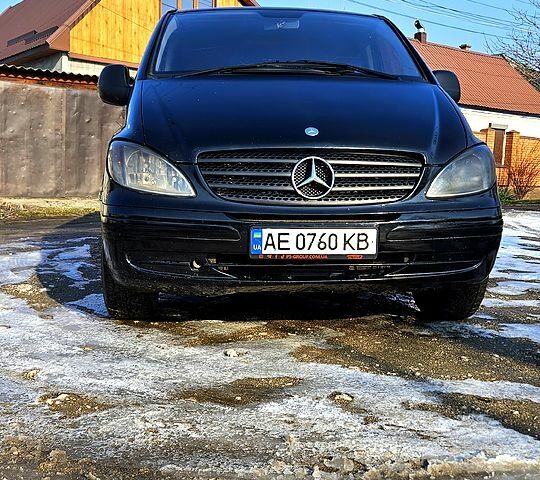 Черный Мерседес Вито, объемом двигателя 2.1 л и пробегом 0 тыс. км за 6500 $, фото 2 на Automoto.ua