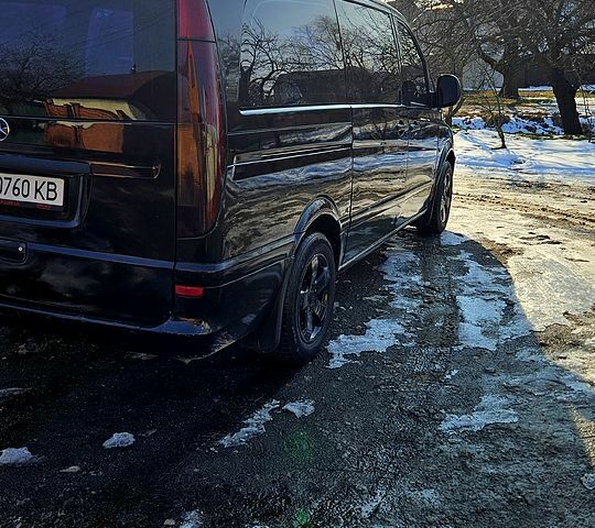 Черный Мерседес Вито, объемом двигателя 2.1 л и пробегом 0 тыс. км за 6500 $, фото 6 на Automoto.ua