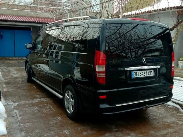 Черный Мерседес Вито, объемом двигателя 2.1 л и пробегом 440 тыс. км за 6400 $, фото 3 на Automoto.ua