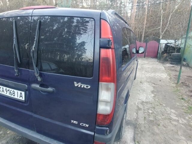 Фиолетовый Мерседес Вито, объемом двигателя 2.1 л и пробегом 400 тыс. км за 7300 $, фото 1 на Automoto.ua