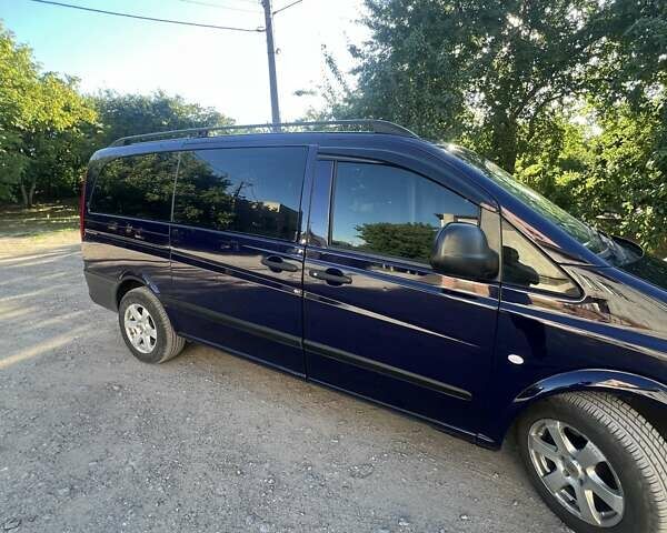 Фиолетовый Мерседес Вито, объемом двигателя 2.15 л и пробегом 348 тыс. км за 10000 $, фото 4 на Automoto.ua