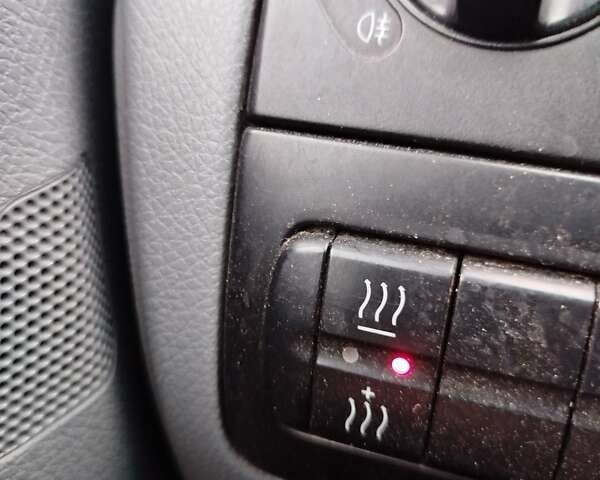 Фіолетовий Мерседес Віто, об'ємом двигуна 2.2 л та пробігом 282 тис. км за 12007 $, фото 71 на Automoto.ua