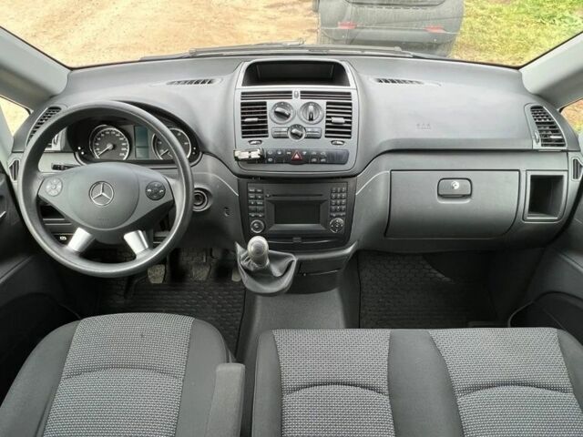 Коричневый Мерседес Вито, объемом двигателя 2.2 л и пробегом 137 тыс. км за 8500 $, фото 13 на Automoto.ua