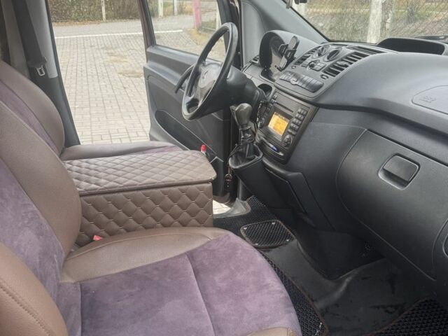 Мерседес Вито 2013 в Черновцах на Automoto.ua Коричневый Мерседес Вито, объемом двигателя 2.2 л и пробегом 351 тыс. км за 12500 $, фото 5 на Automoto.ua