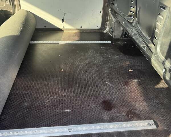 Коричневый Мерседес Вито, объемом двигателя 2.14 л и пробегом 81 тыс. км за 17000 $, фото 28 на Automoto.ua