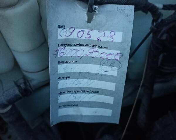 Коричневый Мерседес Вито, объемом двигателя 2.14 л и пробегом 81 тыс. км за 17000 $, фото 16 на Automoto.ua