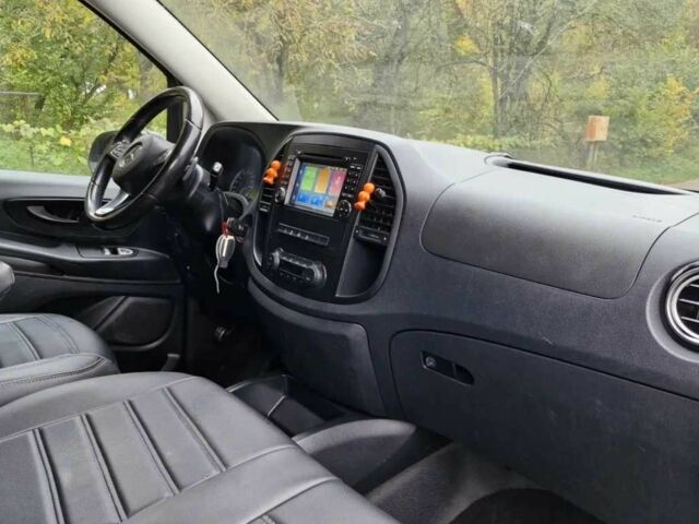 Коричневый Мерседес Вито, объемом двигателя 2.2 л и пробегом 260 тыс. км за 23999 $, фото 11 на Automoto.ua