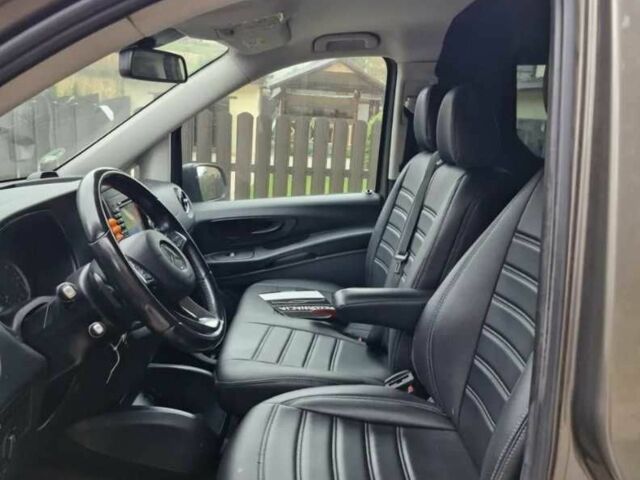 Коричневый Мерседес Вито, объемом двигателя 2.2 л и пробегом 260 тыс. км за 23999 $, фото 13 на Automoto.ua