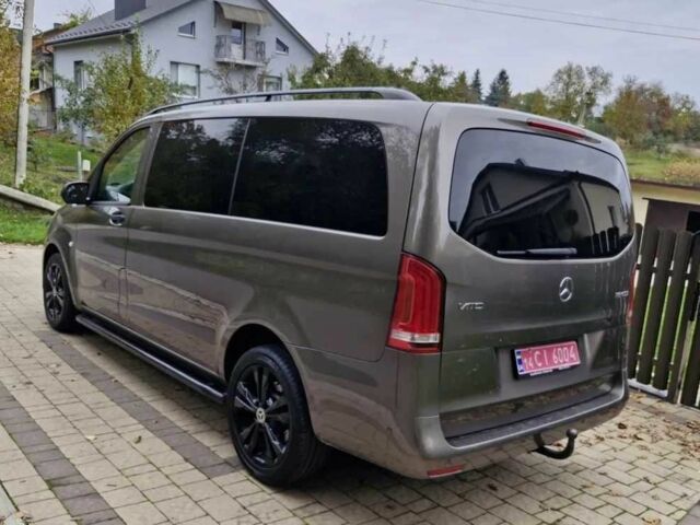 Коричневый Мерседес Вито, объемом двигателя 2.2 л и пробегом 260 тыс. км за 23999 $, фото 4 на Automoto.ua