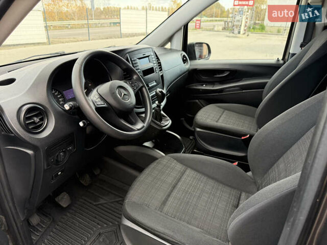 Коричневый Мерседес Вито, объемом двигателя 1.6 л и пробегом 208 тыс. км за 18900 $, фото 10 на Automoto.ua