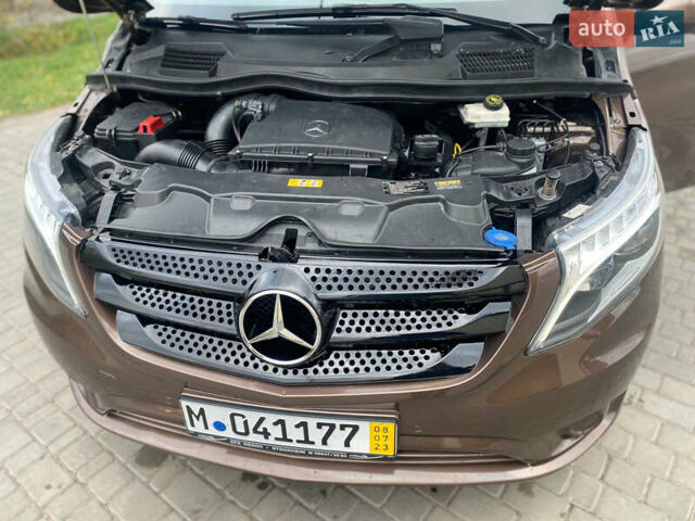 Коричневий Мерседес Віто, об'ємом двигуна 2.2 л та пробігом 177 тис. км за 28500 $, фото 31 на Automoto.ua