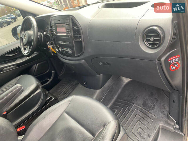 Коричневий Мерседес Віто, об'ємом двигуна 2.2 л та пробігом 177 тис. км за 28500 $, фото 32 на Automoto.ua