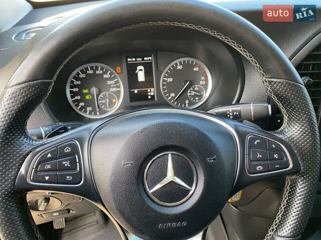 Коричневый Мерседес Вито, объемом двигателя 2.2 л и пробегом 180 тыс. км за 27999 $, фото 18 на Automoto.ua