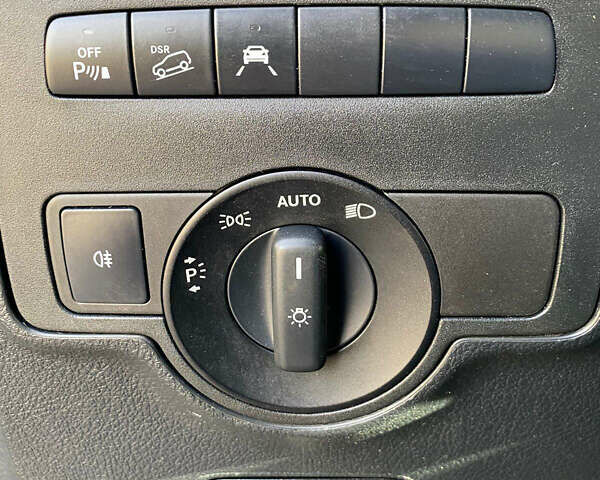 Коричневий Мерседес Віто, об'ємом двигуна 2.2 л та пробігом 177 тис. км за 28500 $, фото 11 на Automoto.ua