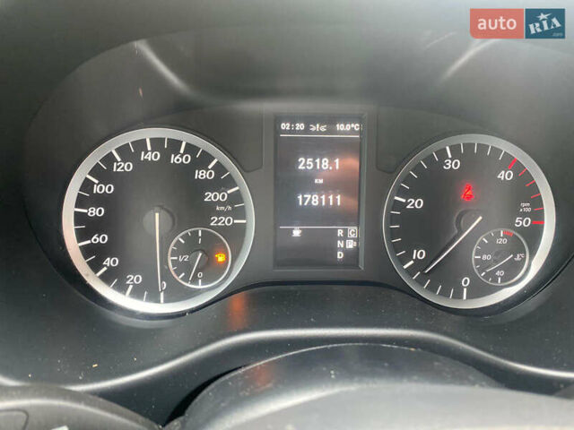 Коричневий Мерседес Віто, об'ємом двигуна 2.2 л та пробігом 177 тис. км за 28500 $, фото 43 на Automoto.ua