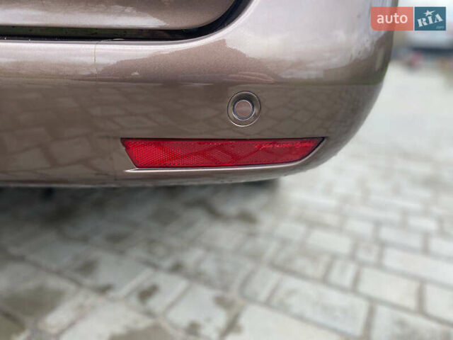 Коричневый Мерседес Вито, объемом двигателя 2.2 л и пробегом 180 тыс. км за 27999 $, фото 30 на Automoto.ua