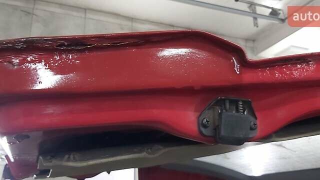 Червоний Мерседес Віто, об'ємом двигуна 2.15 л та пробігом 277 тис. км за 3000 $, фото 16 на Automoto.ua