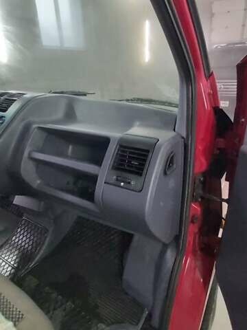 Червоний Мерседес Віто, об'ємом двигуна 2.15 л та пробігом 277 тис. км за 3000 $, фото 19 на Automoto.ua