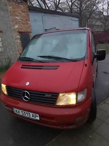 Червоний Мерседес Віто, об'ємом двигуна 2.15 л та пробігом 277 тис. км за 3000 $, фото 1 на Automoto.ua