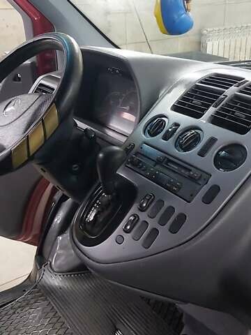 Червоний Мерседес Віто, об'ємом двигуна 2.15 л та пробігом 277 тис. км за 3000 $, фото 22 на Automoto.ua
