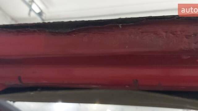 Червоний Мерседес Віто, об'ємом двигуна 2.15 л та пробігом 277 тис. км за 3000 $, фото 17 на Automoto.ua
