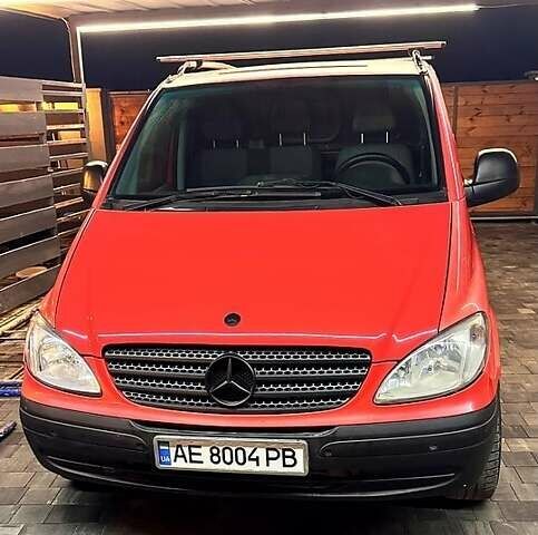 Красный Мерседес Вито, объемом двигателя 2.1 л и пробегом 320 тыс. км за 5800 $, фото 6 на Automoto.ua