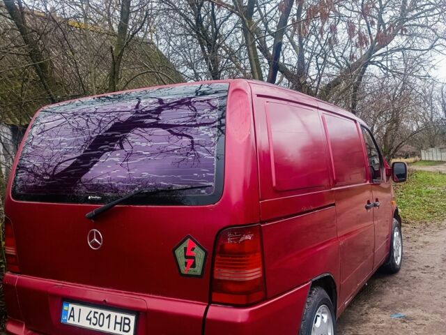 Червоний Мерседес Віто, об'ємом двигуна 2.3 л та пробігом 311 тис. км за 3660 $, фото 1 на Automoto.ua