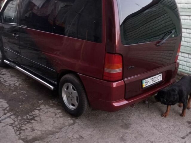 Красный Мерседес Вито, объемом двигателя 2.3 л и пробегом 453 тыс. км за 3900 $, фото 3 на Automoto.ua