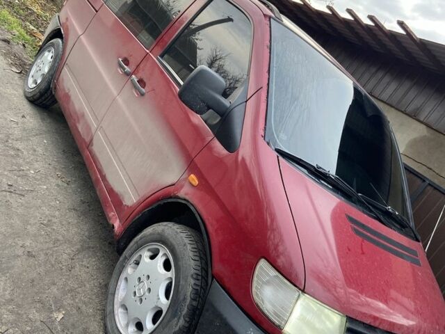 Красный Мерседес Вито, объемом двигателя 2.3 л и пробегом 600 тыс. км за 4300 $, фото 11 на Automoto.ua