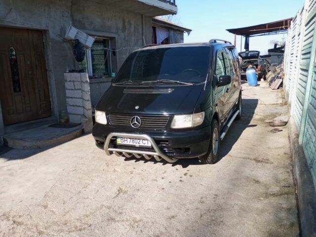 Красный Мерседес Вито, объемом двигателя 2.3 л и пробегом 453 тыс. км за 3900 $, фото 7 на Automoto.ua