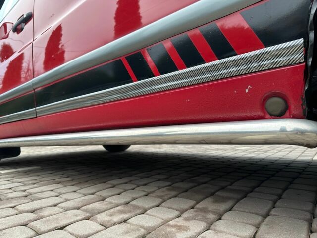 Красный Мерседес Вито, объемом двигателя 2.3 л и пробегом 400 тыс. км за 3650 $, фото 9 на Automoto.ua