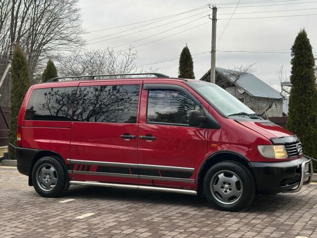 Красный Мерседес Вито, объемом двигателя 2.3 л и пробегом 400 тыс. км за 3650 $, фото 1 на Automoto.ua