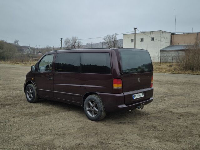 Красный Мерседес Вито, объемом двигателя 2.1 л и пробегом 205 тыс. км за 4399 $, фото 7 на Automoto.ua