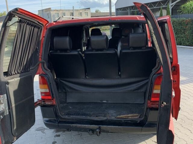 Красный Мерседес Вито, объемом двигателя 2.2 л и пробегом 420 тыс. км за 3350 $, фото 6 на Automoto.ua