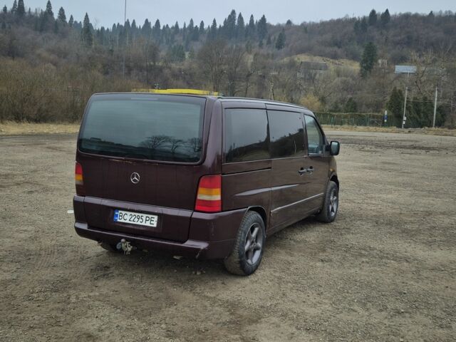 Красный Мерседес Вито, объемом двигателя 2.1 л и пробегом 205 тыс. км за 4399 $, фото 9 на Automoto.ua