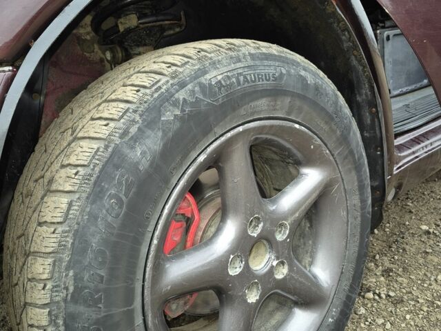 Красный Мерседес Вито, объемом двигателя 2.1 л и пробегом 205 тыс. км за 4399 $, фото 23 на Automoto.ua