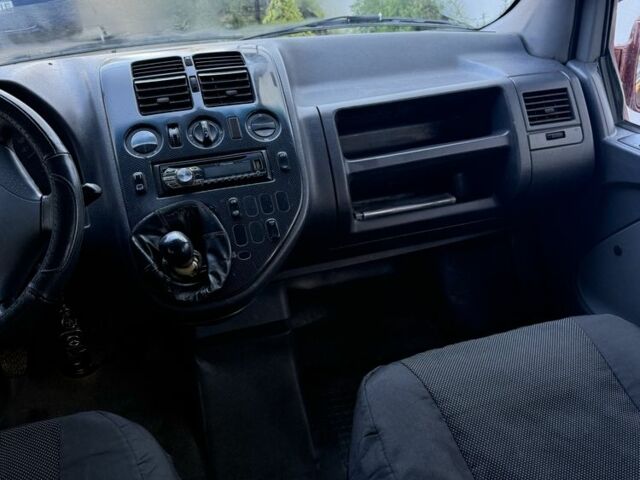 Червоний Мерседес Віто, об'ємом двигуна 2.1 л та пробігом 376 тис. км за 4800 $, фото 4 на Automoto.ua