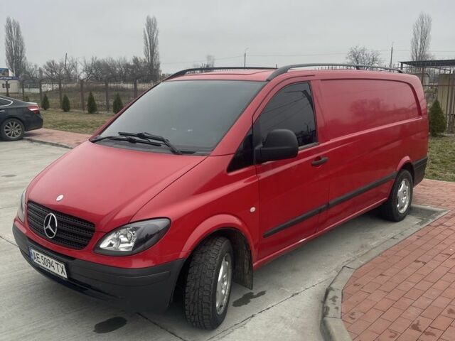 Червоний Мерседес Віто, об'ємом двигуна 2.1 л та пробігом 500 тис. км за 6300 $, фото 1 на Automoto.ua