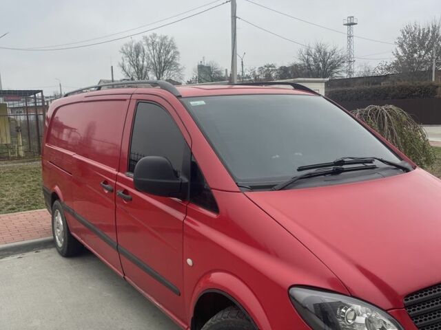 Червоний Мерседес Віто, об'ємом двигуна 2.1 л та пробігом 500 тис. км за 6300 $, фото 3 на Automoto.ua