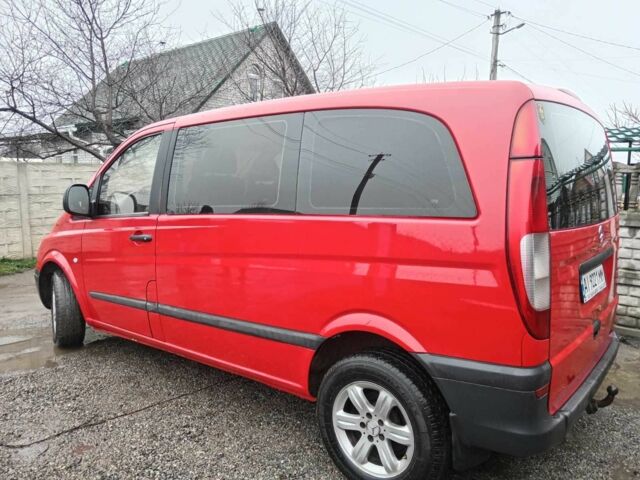 Красный Мерседес Вито, объемом двигателя 2.1 л и пробегом 334 тыс. км за 6200 $, фото 3 на Automoto.ua