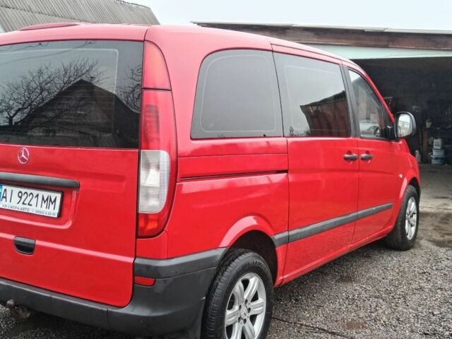 Красный Мерседес Вито, объемом двигателя 2.1 л и пробегом 334 тыс. км за 6200 $, фото 5 на Automoto.ua