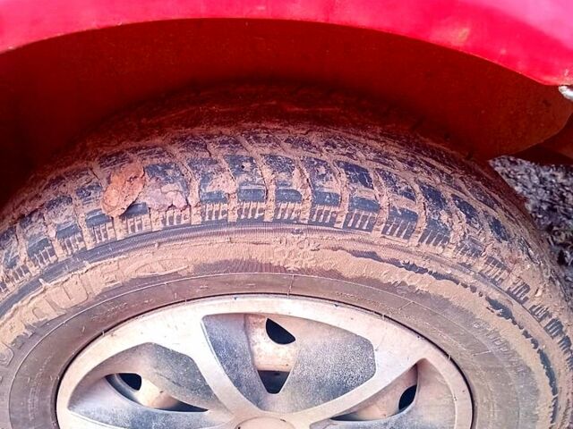 Червоний Мерседес Віто, об'ємом двигуна 2.1 л та пробігом 0 тис. км за 4350 $, фото 4 на Automoto.ua