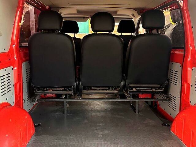 Червоний Мерседес Віто, об'ємом двигуна 2.1 л та пробігом 250 тис. км за 11500 $, фото 2 на Automoto.ua