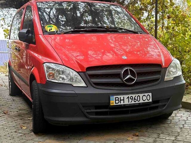 Червоний Мерседес Віто, об'ємом двигуна 2.1 л та пробігом 250 тис. км за 11500 $, фото 6 на Automoto.ua