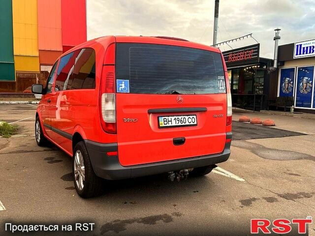 Червоний Мерседес Віто, об'ємом двигуна 2.1 л та пробігом 250 тис. км за 11500 $, фото 5 на Automoto.ua